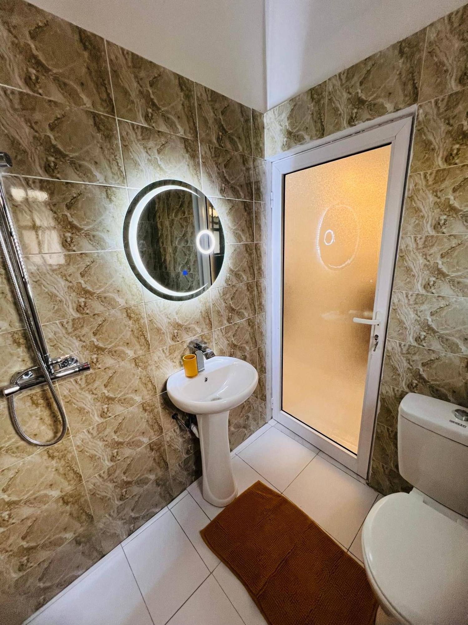 Ad Home Lomé Zewnętrze zdjęcie