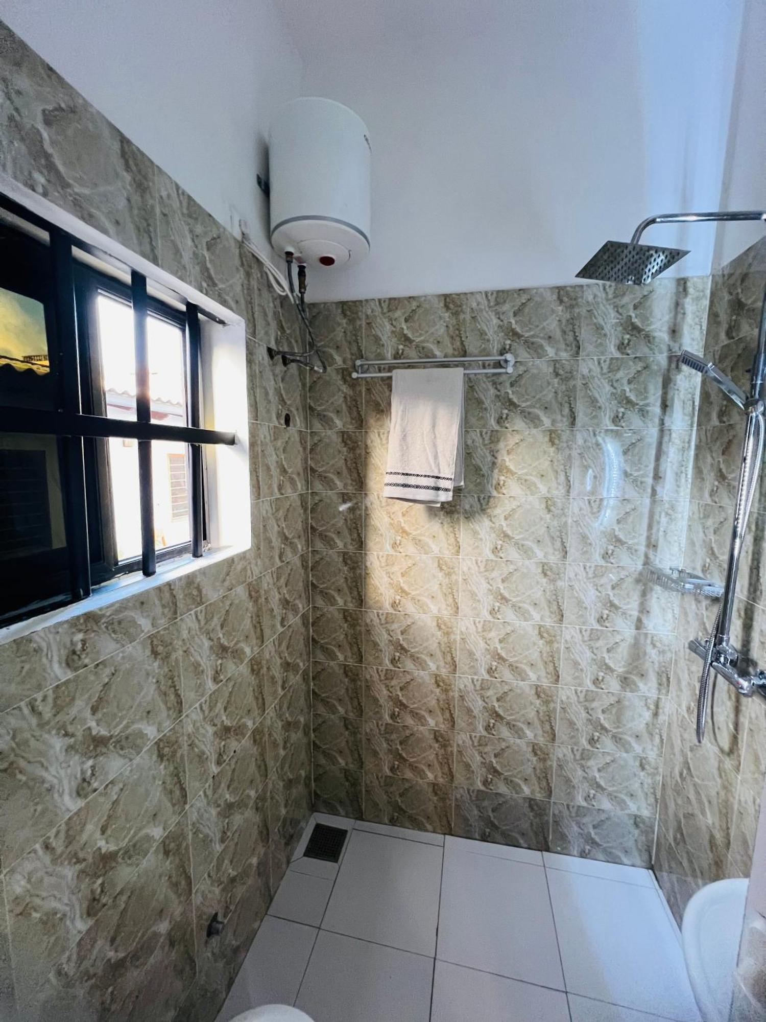 Ad Home Lomé Zewnętrze zdjęcie